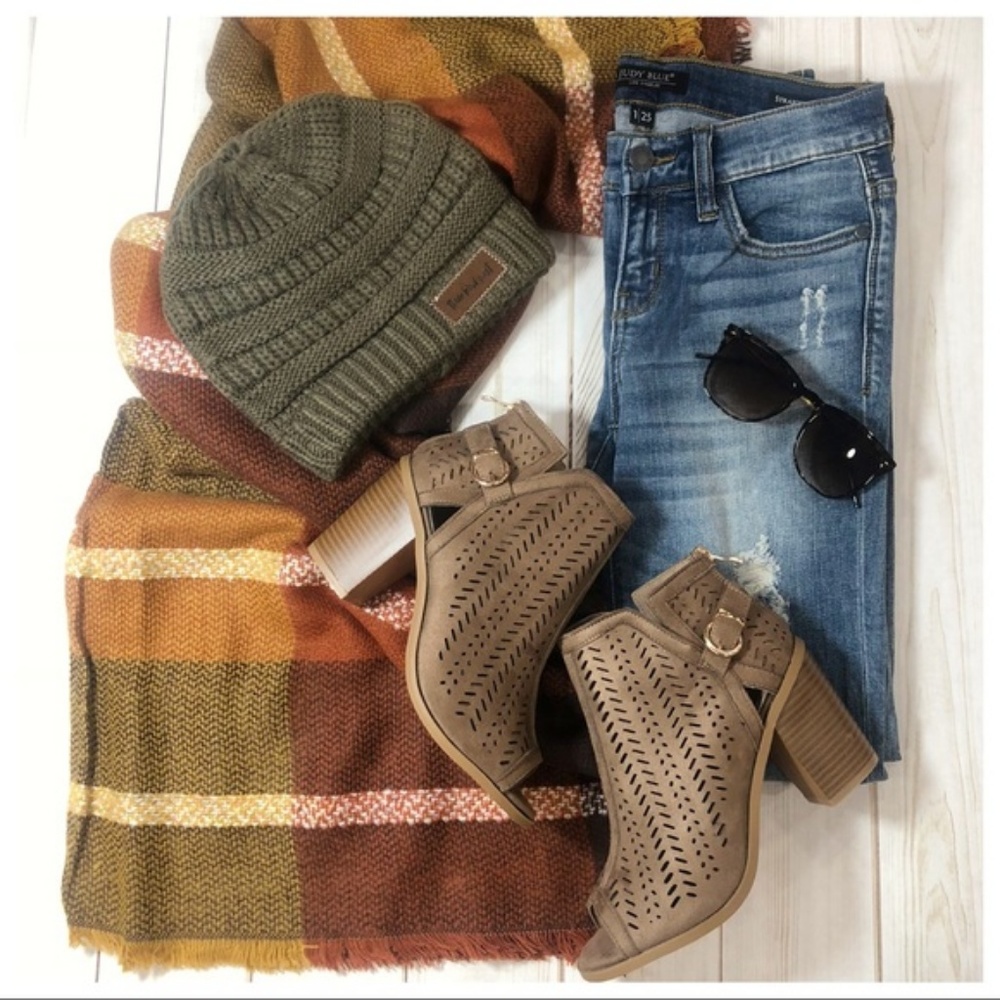 LAST PAIR! Dark Taupe Open Toe Laser Cut Bootie - Picture 4 of 7